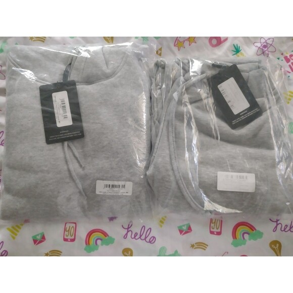 Pretty Little Thing Oversize Hoodie & Jogger Sweat Pants - Picture 3 of 11